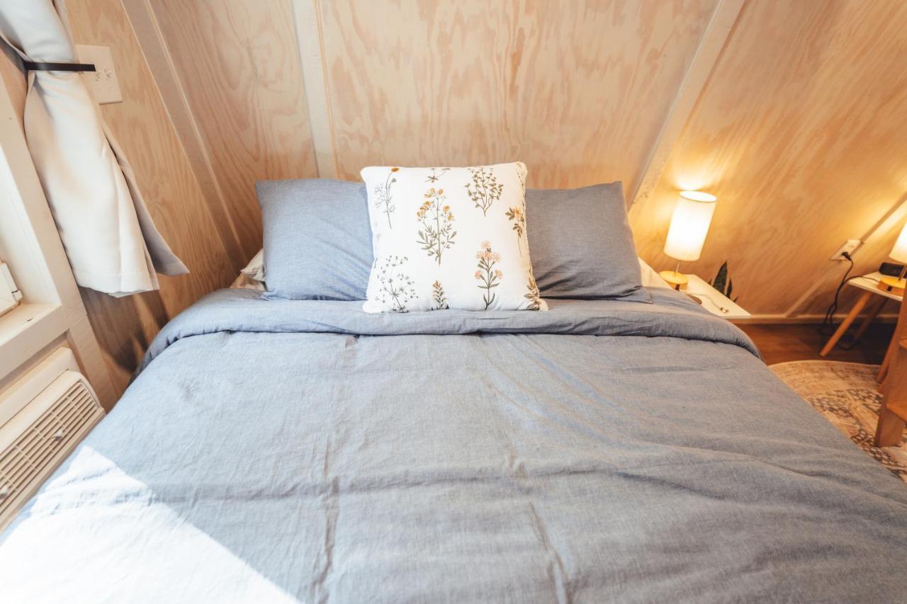 Blue Brambler Glamping A-Frame Apartamento Rockbridge Exterior foto